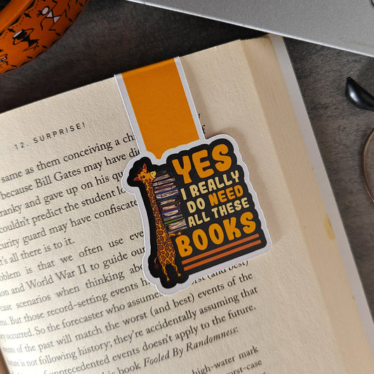 Cute Giraffe - Magnetic Bookmark