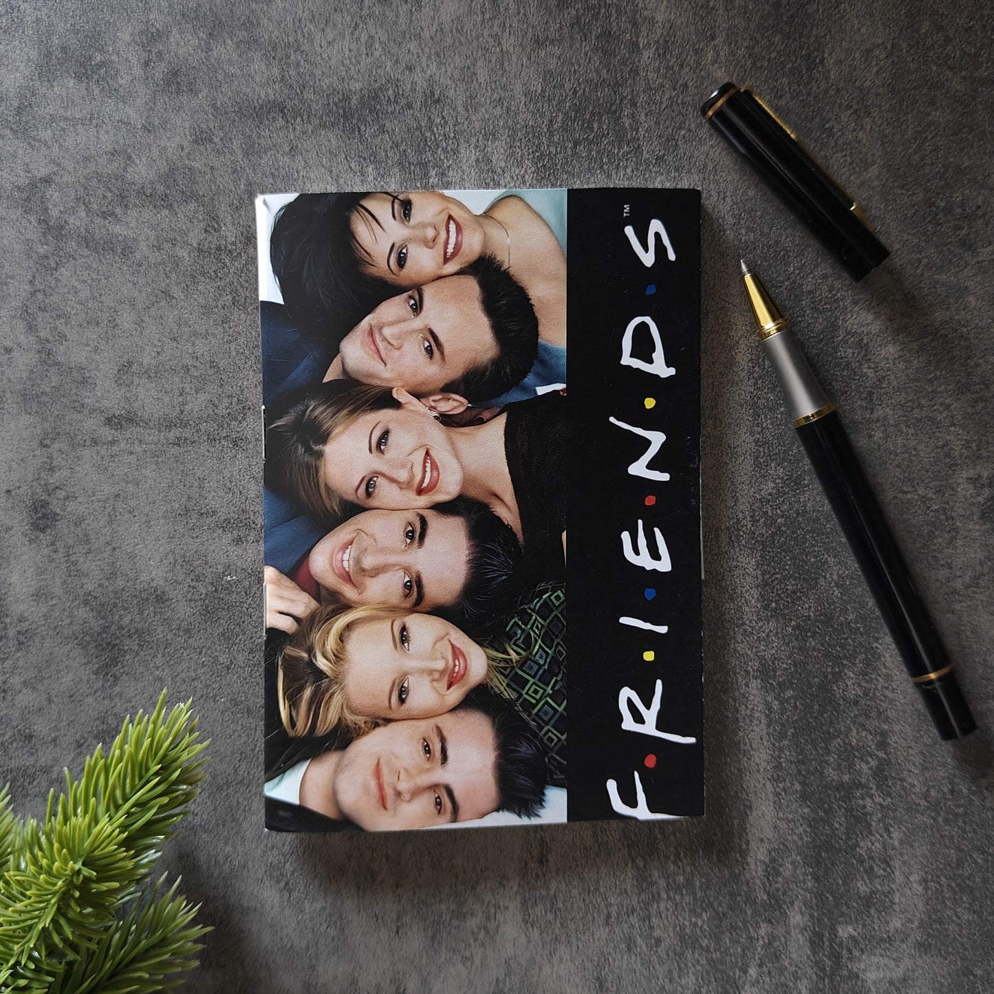 Complete Gang (Friends) - Pocket Notebook